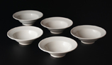 small white porcelain flat bowls